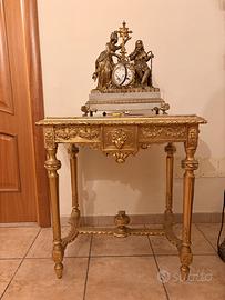 Tavolino in Stile Luigi XVI  francese
