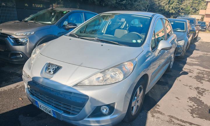 Peugeot 207 1.4 HDi 70CV 5p. Active