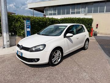Volkswagen Golf 1.6 TDI DPF 5p. Highline