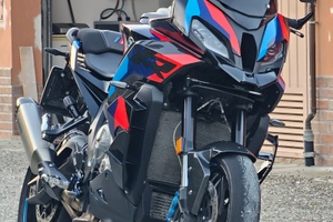 BMW M1000XR M performance