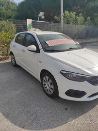 Fiat Tipo 1.3 Mjt SeS 5P Sport