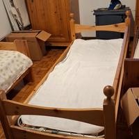 letto singolo in pino