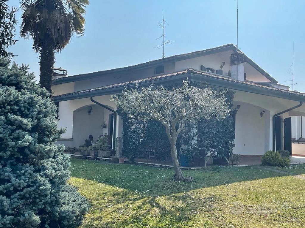 Belfiore: villa singola con giardino - Vista 2