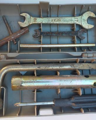 scatola attrezzi fiat 128/ 127