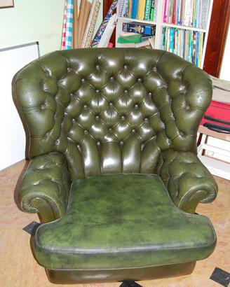 poltrona inglese  in pelle schienale alto