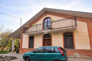 CASA INDIPENDENTE A BRA