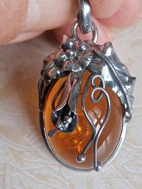 ciondolo argento 925 con ambra