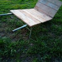 carriola in ferro e legno