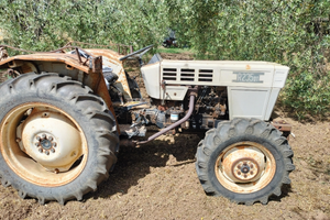 Trattore Lamborghini R235DT, 4x4