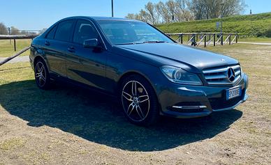 Mercedes Benz classe C 220 CDI w204