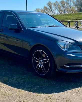 Mercedes Benz classe C 220 CDI w204