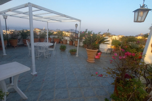 1 Monolocale 2 bilocali 1 trilocale