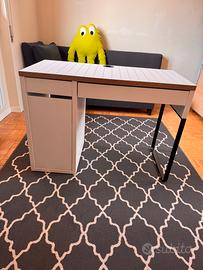 Scrivania Ikea