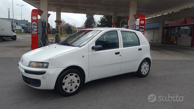 Fiat Punto 1.2i cat 5 porte 100milakm NEOP 2003