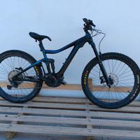 E mountain bike Giant Trance E+2 Pro