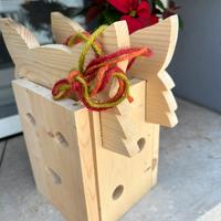 Lanterna fatta legno a mano