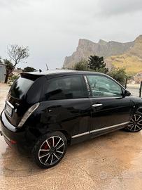 lancia ypsilon 1.3 multijet 