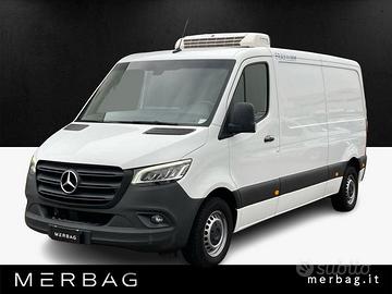 Mercedes-Benz Sprinter 215 CDI F 39/30