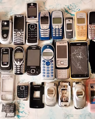 Telefoni e Cellulari vintage da collezione 