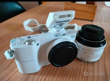 Fotocamera Samsung NX 1000 Full Hd (trattabile)