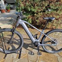 bici e-MTB Cube reaction hybrid Race 750