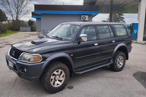 Mitsubishi Pajero Sport GLS 2500 anno 2001 
