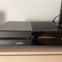 Xbox one 500gb + assassin's creed vahlalla