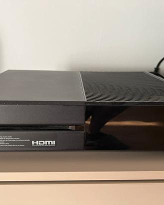 Xbox one 500gb + assassin's creed vahlalla