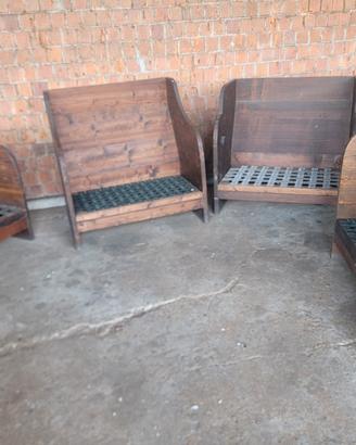 Divanetti in legno per interno