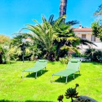 Appartamento in villa con giardino e patio privato