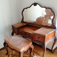 camera letto completa stile Chippendale 