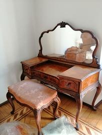 camera letto completa stile Chippendale 