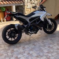 Ducati hypertrada 821
