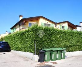 VILLA A SCHIERA A ALBIGNASEGO