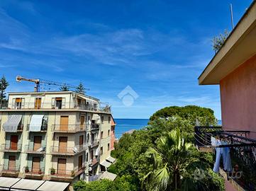 3 LOCALI A LAIGUEGLIA