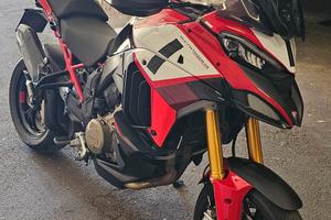multistrada v4 pikes peak  2024