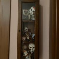 Piccola vetrina in legno