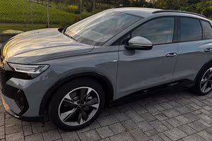 Audi Q4 45 etron quattro S line (286CV) 07/24