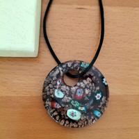 Collana con ciondolo 