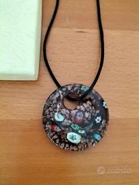 Collana con ciondolo 