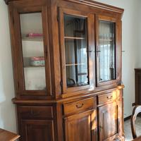 credenza con vetrina