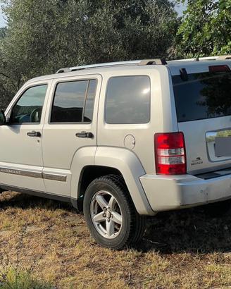 Jeep Cherokee 2800 CRD