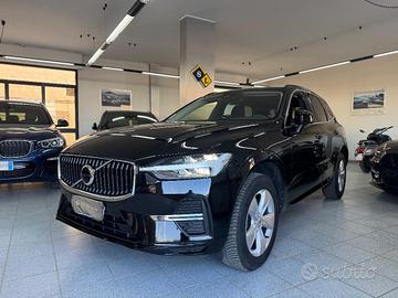 VOLVO XC60 -B4 automatico Core UNICO PROP/