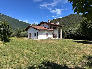 VILLA SINGOLA A POVE DEL GRAPPA