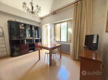 3 LOCALI A CATANZARO