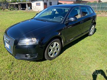 Audi A3 Sportback 1.6 90cv (adatta aiNeopatentati)