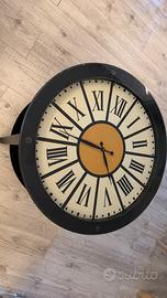 Tavolino Maison du Monde stile orologio con vetro