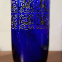 Vaso Egizia in vetro blu cobalto decorato a mano