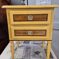 Comodino - mobiletto