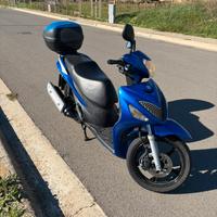 Sizuki six teen 150